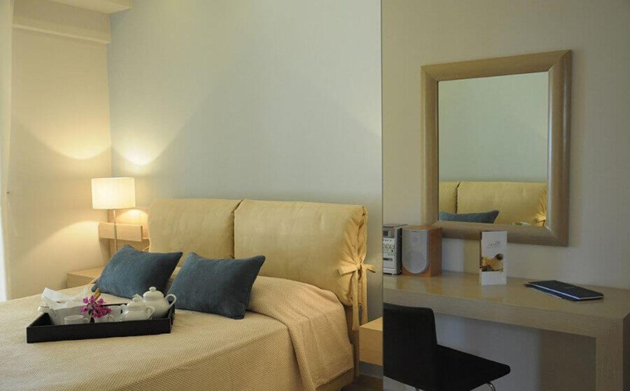 Coco Palm Beach Villas Циливи Екстериор снимка
