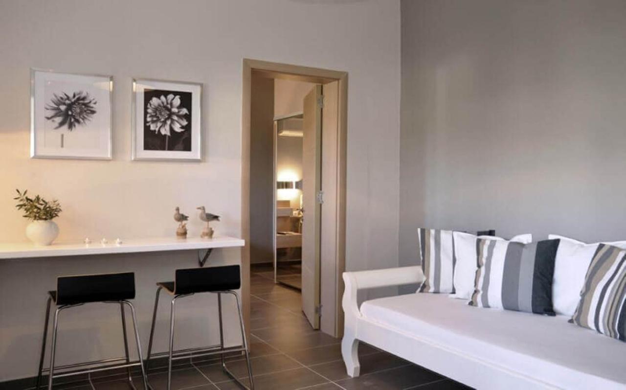Coco Palm Beach Villas Циливи Екстериор снимка