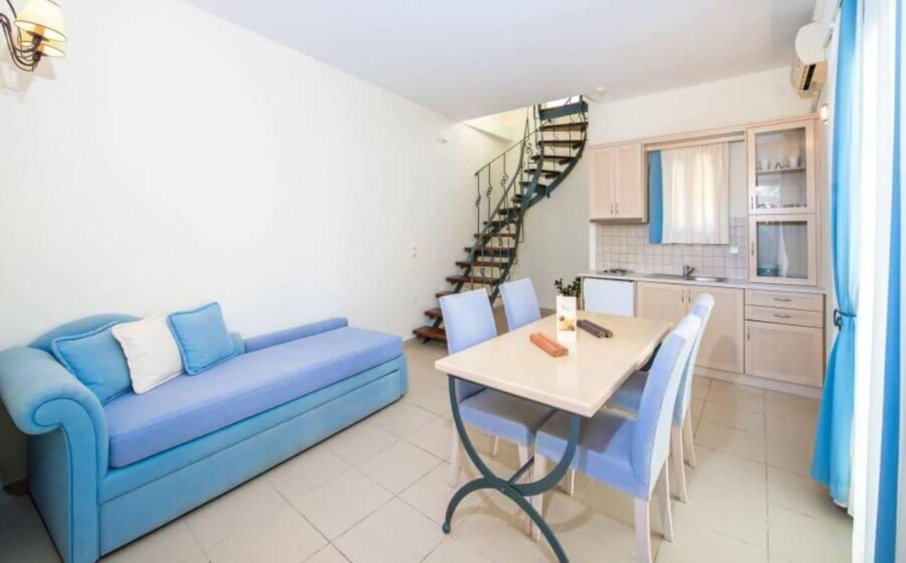 Coco Palm Beach Villas Циливи Екстериор снимка